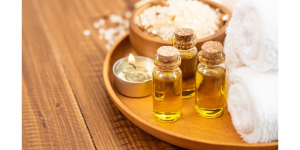 Focus Le Erbe di Janas: oli essenziali e oli vegetali