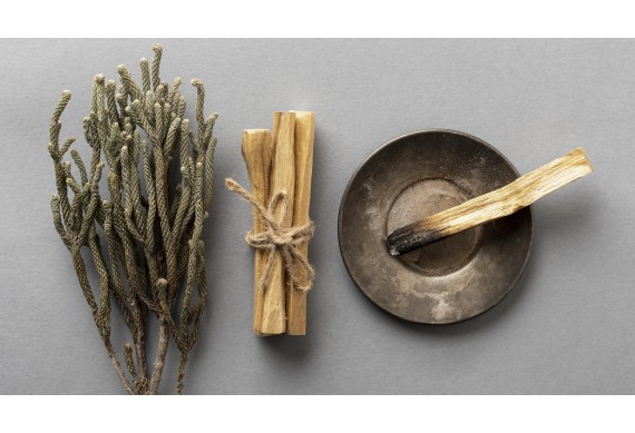 Palosanto eco-sostenibile, biologico e vegano de Le Erbe di Janas